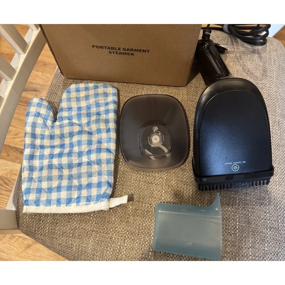 New Portable Black Hand Clothes Steamer Garment Steamer